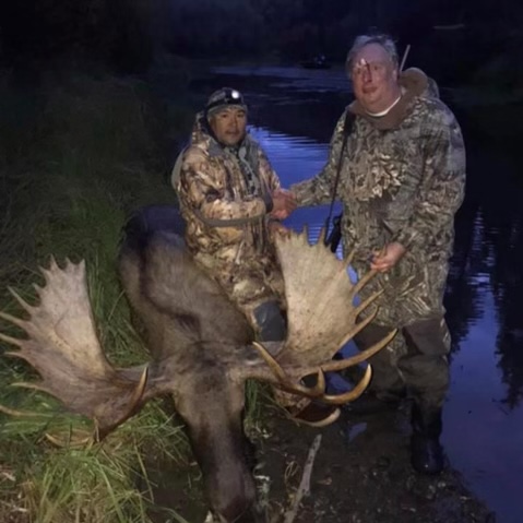 Guided Moose Hunt in Alaska